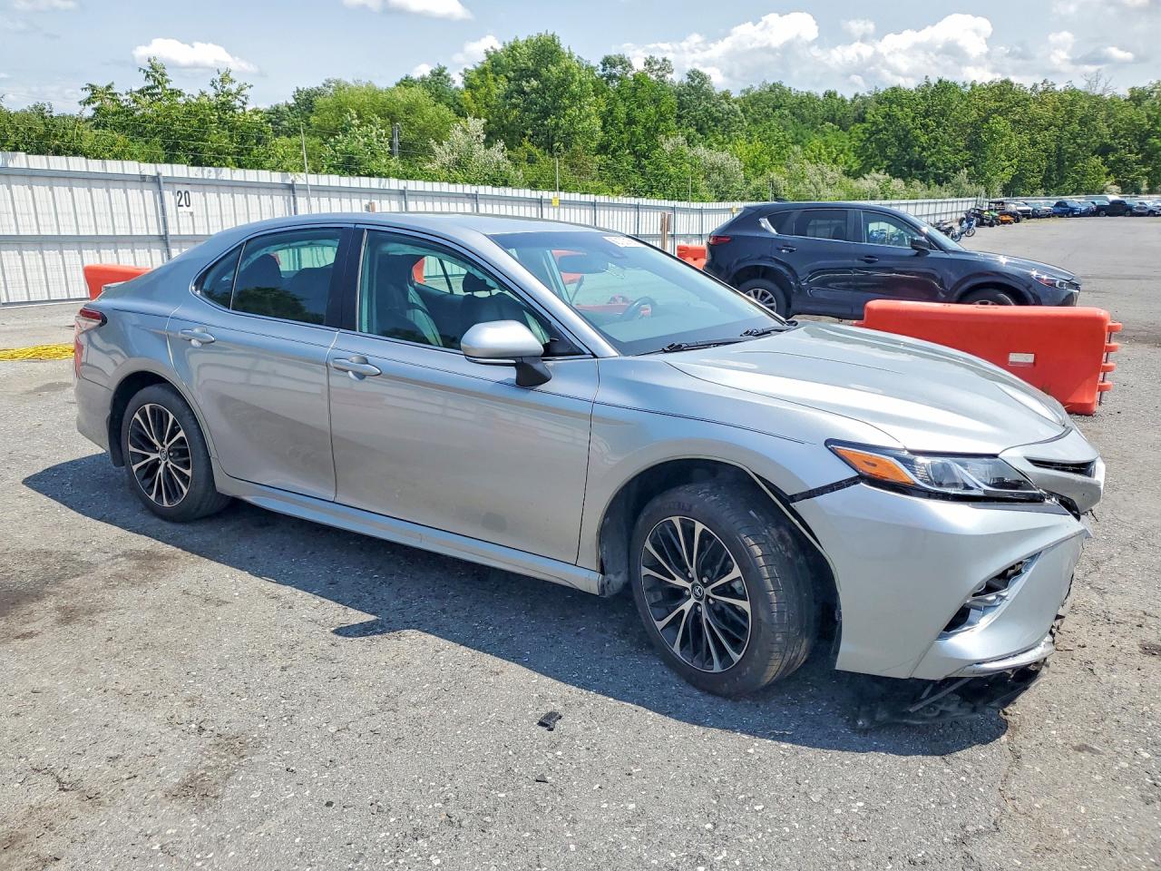 2019 TOYOTA CAMRY