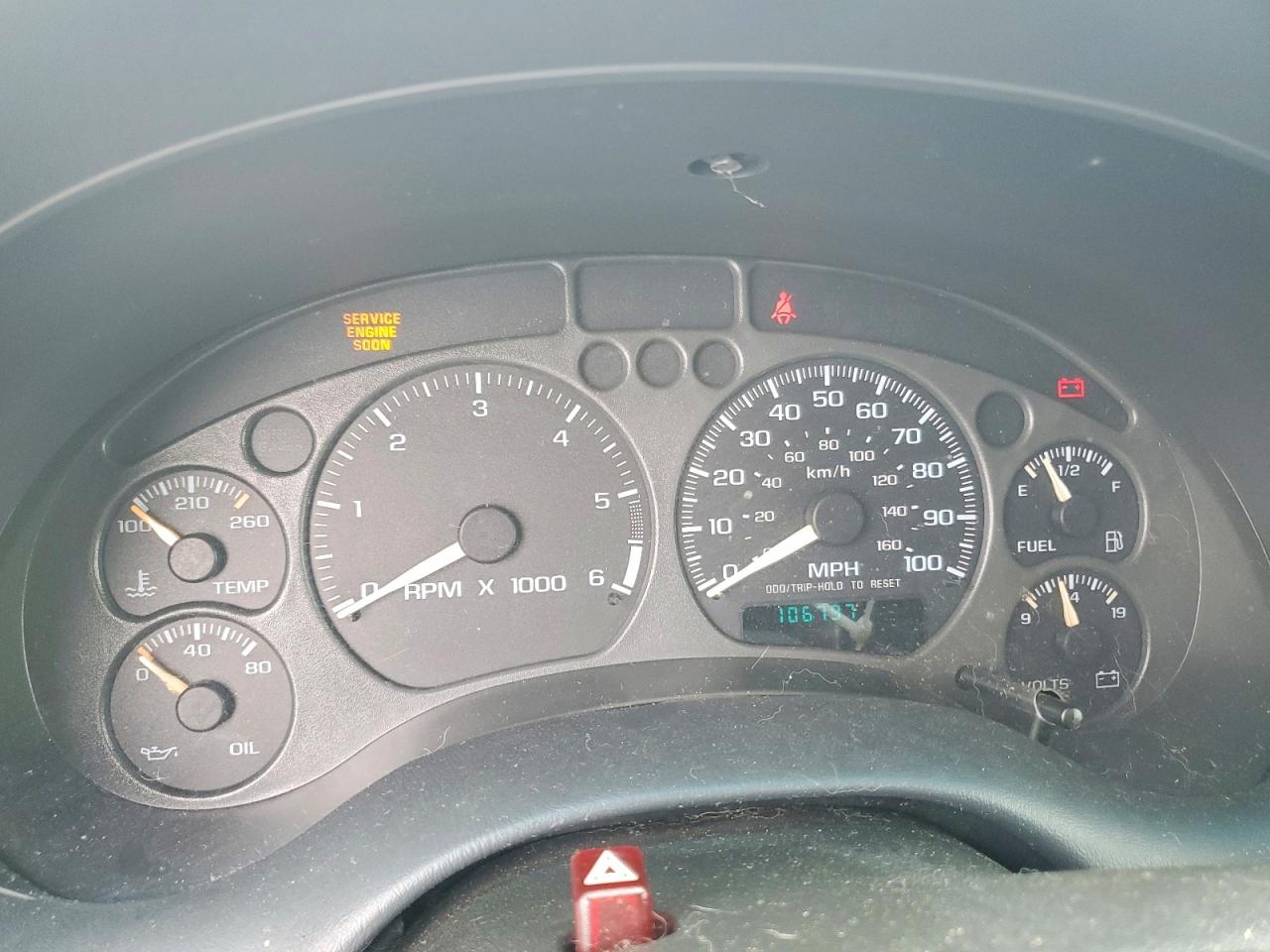 2002 CHEVROLET BLAZER