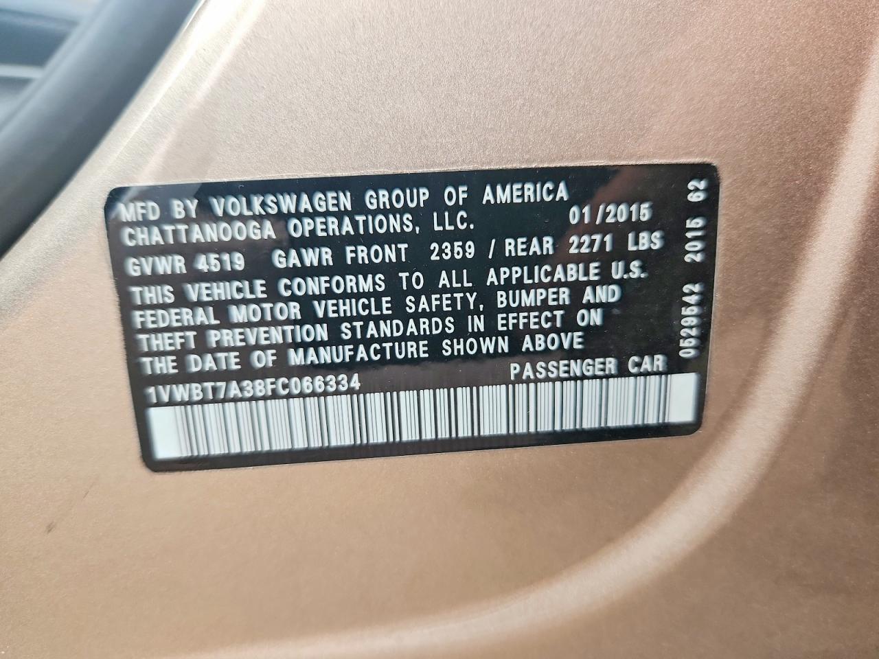 2015 VOLKSWAGEN PASSAT