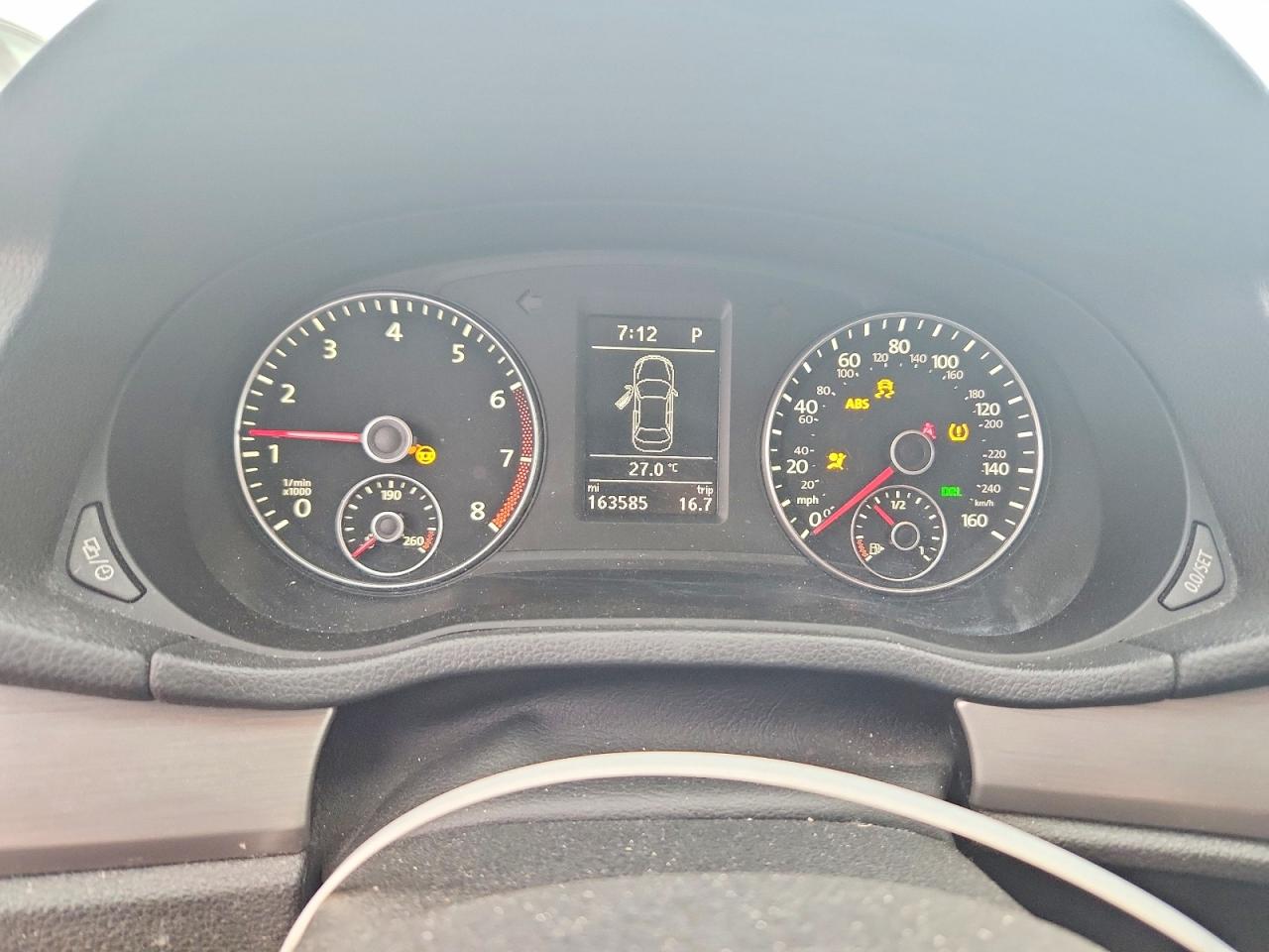 2015 VOLKSWAGEN PASSAT