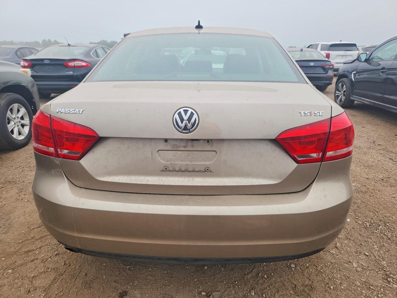 2015 VOLKSWAGEN PASSAT