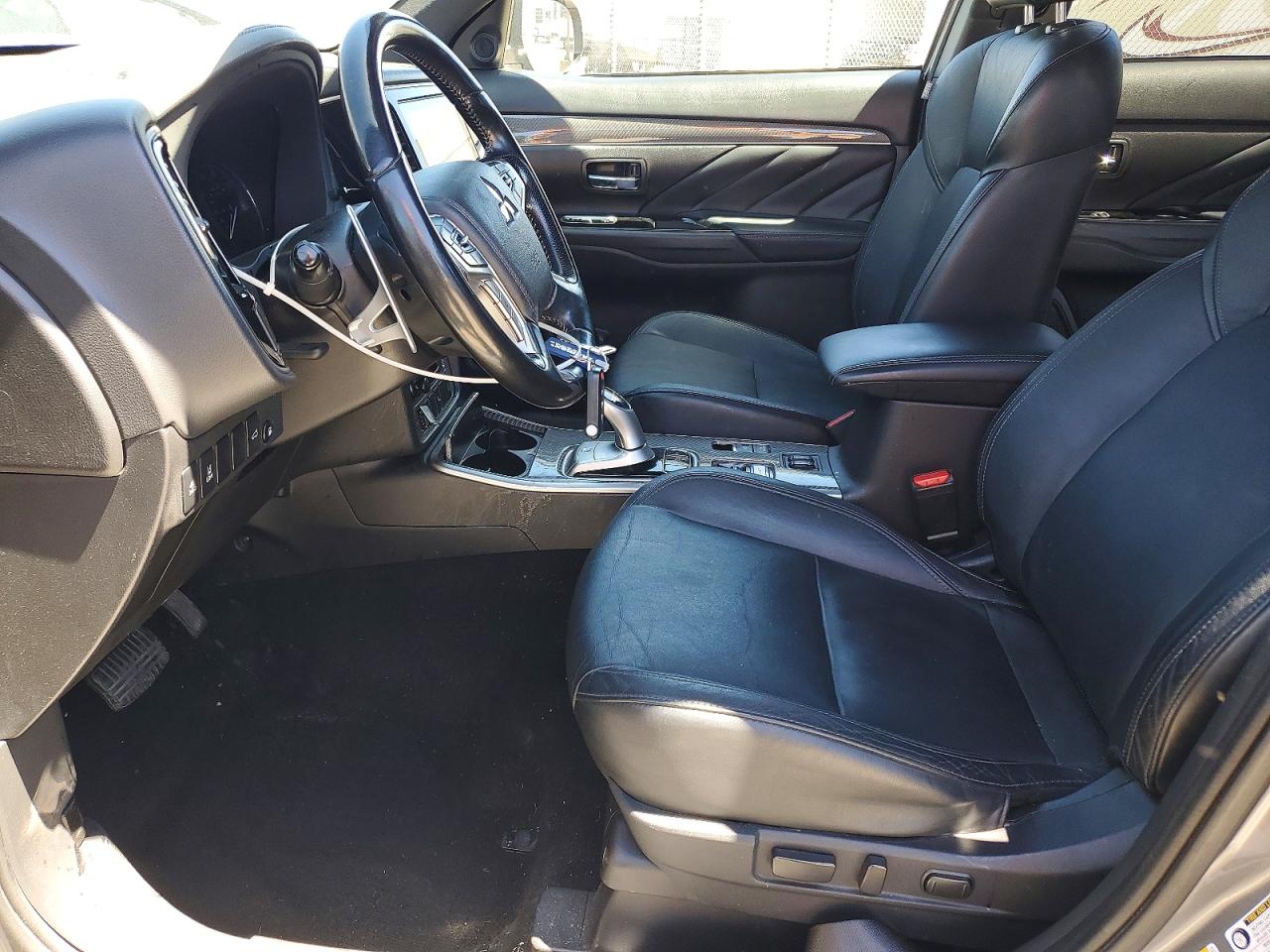 2022 MITSUBISHI OUTLANDER