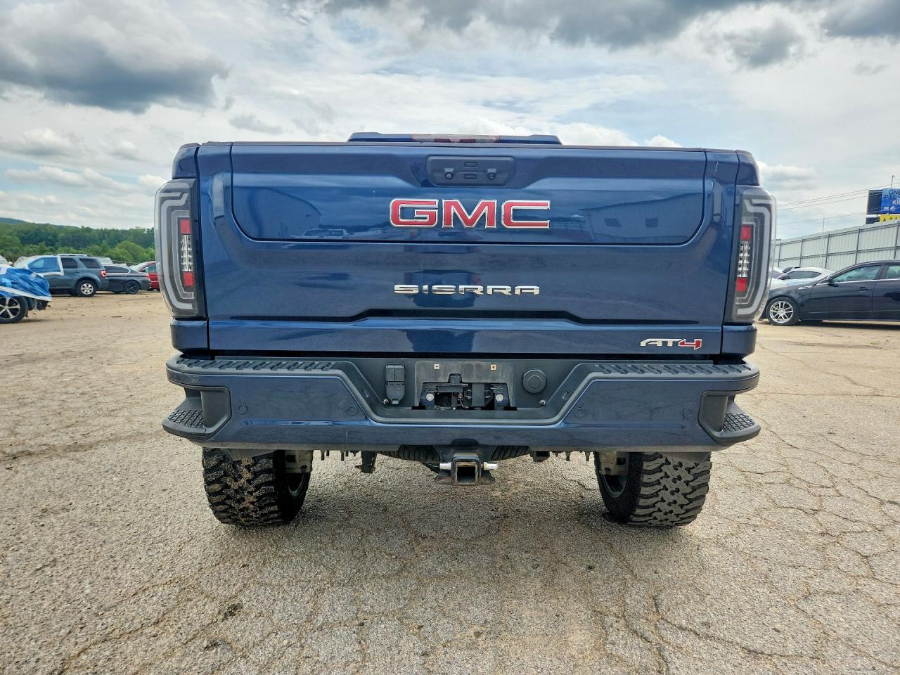 2021 GMC SIERRA