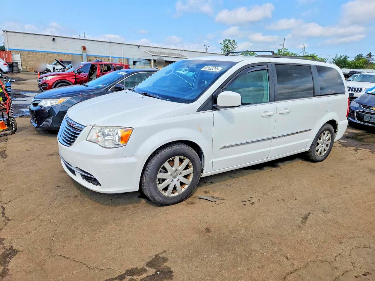 2016 CHRYSLER MINIVAN