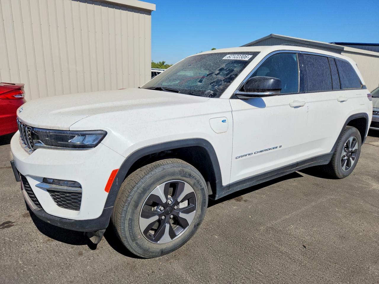 2024 JEEP CHEROKEE