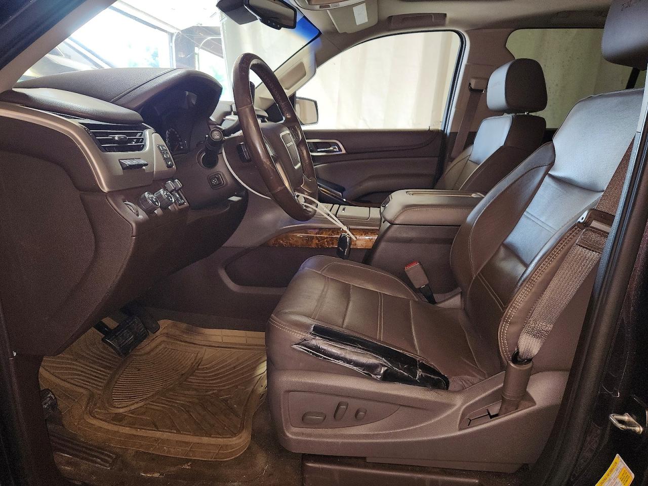 2015 GMC YUKON