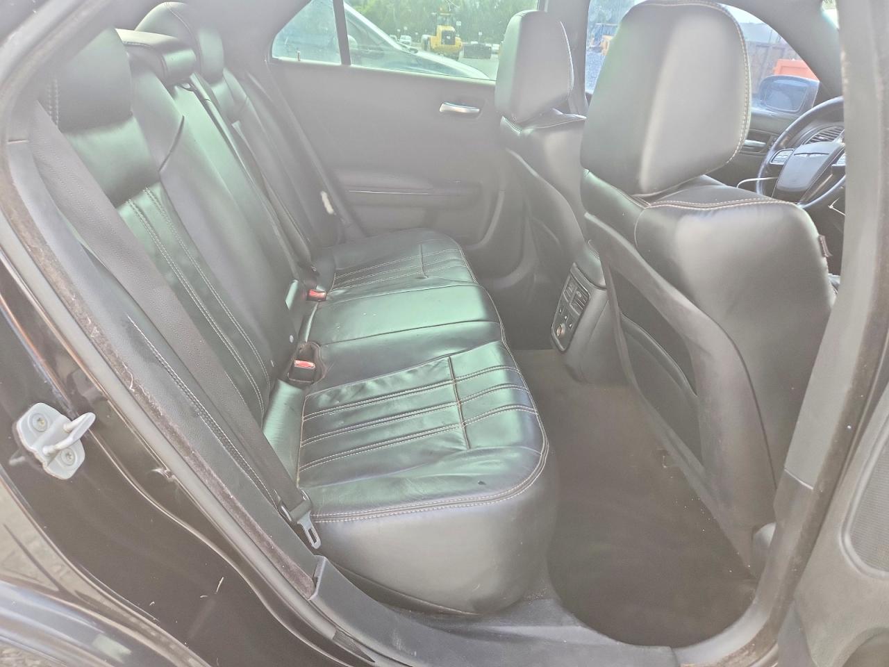 2013 CHRYSLER 300