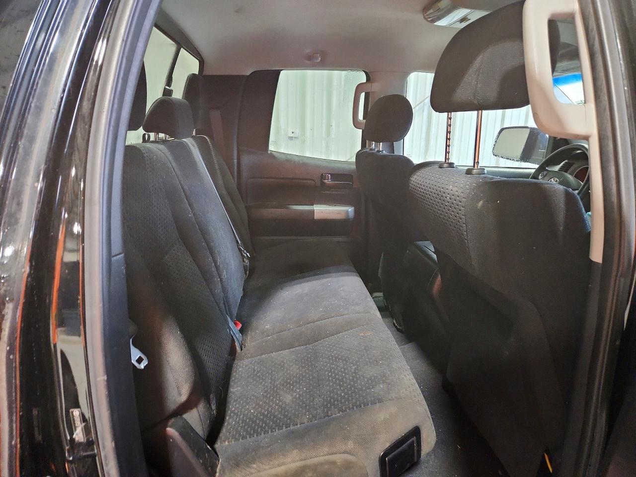 2010 TOYOTA TUNDRA