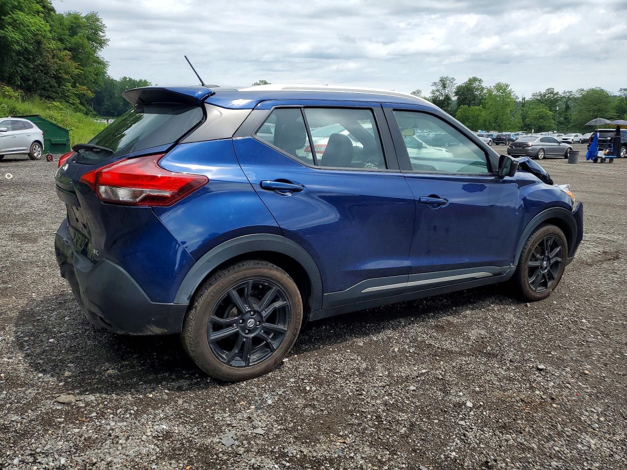 2019 NISSAN KICKS