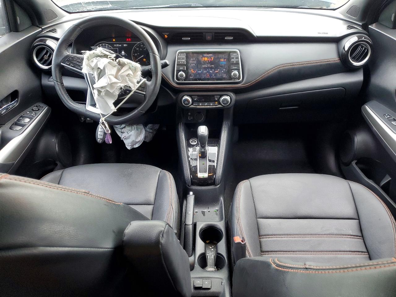 2019 NISSAN KICKS