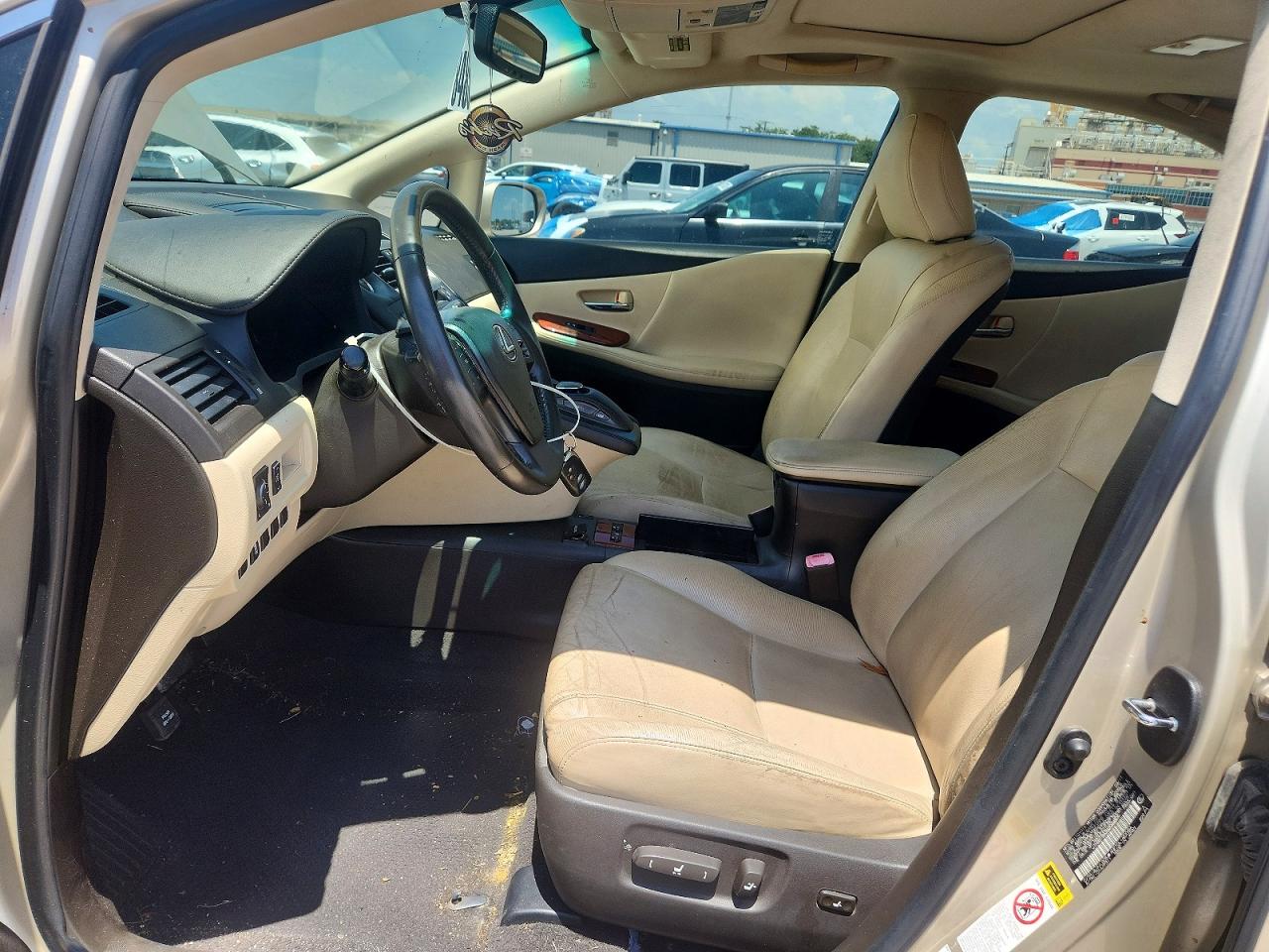 2011 LEXUS HS