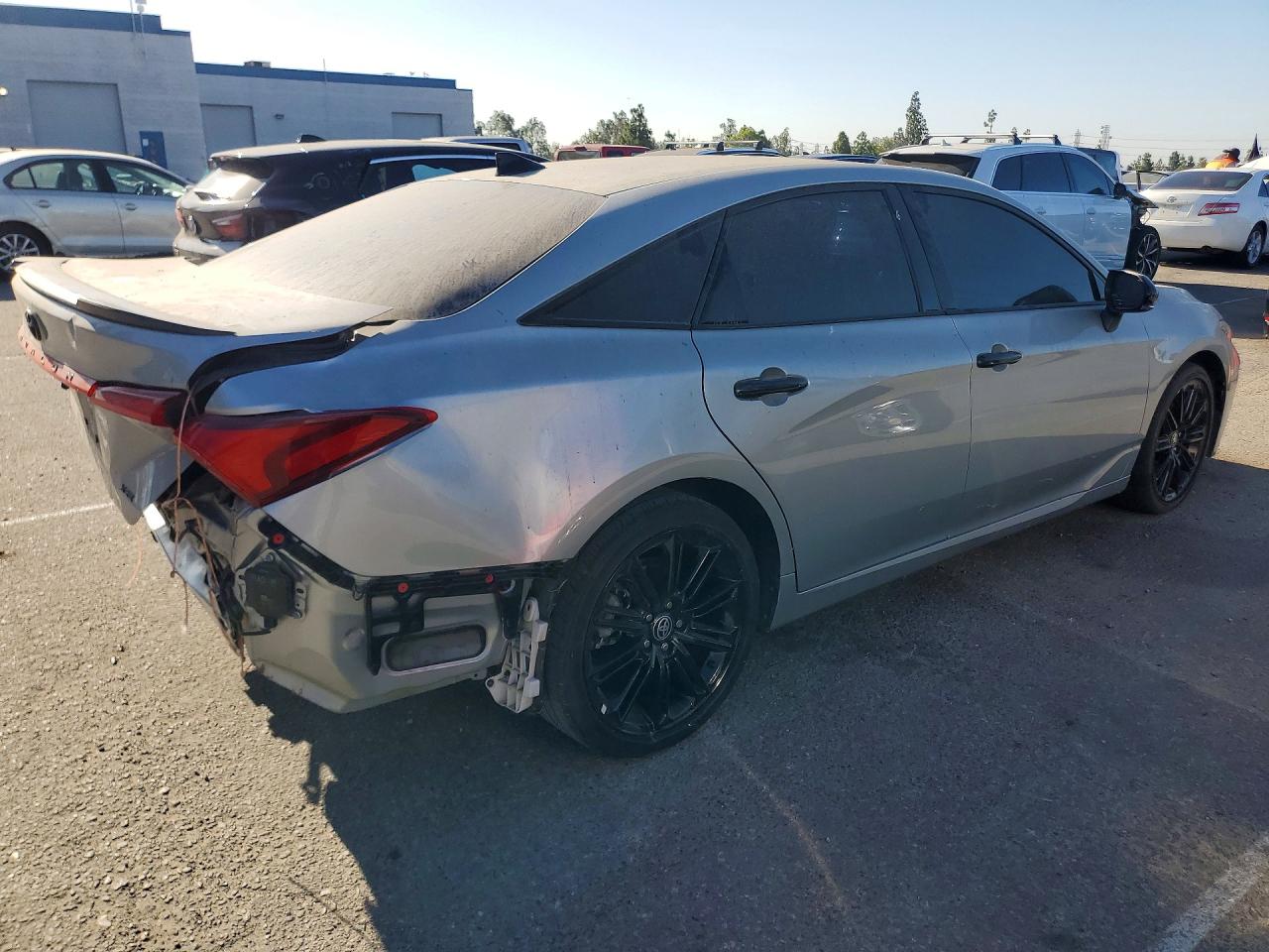 2022 TOYOTA AVALON