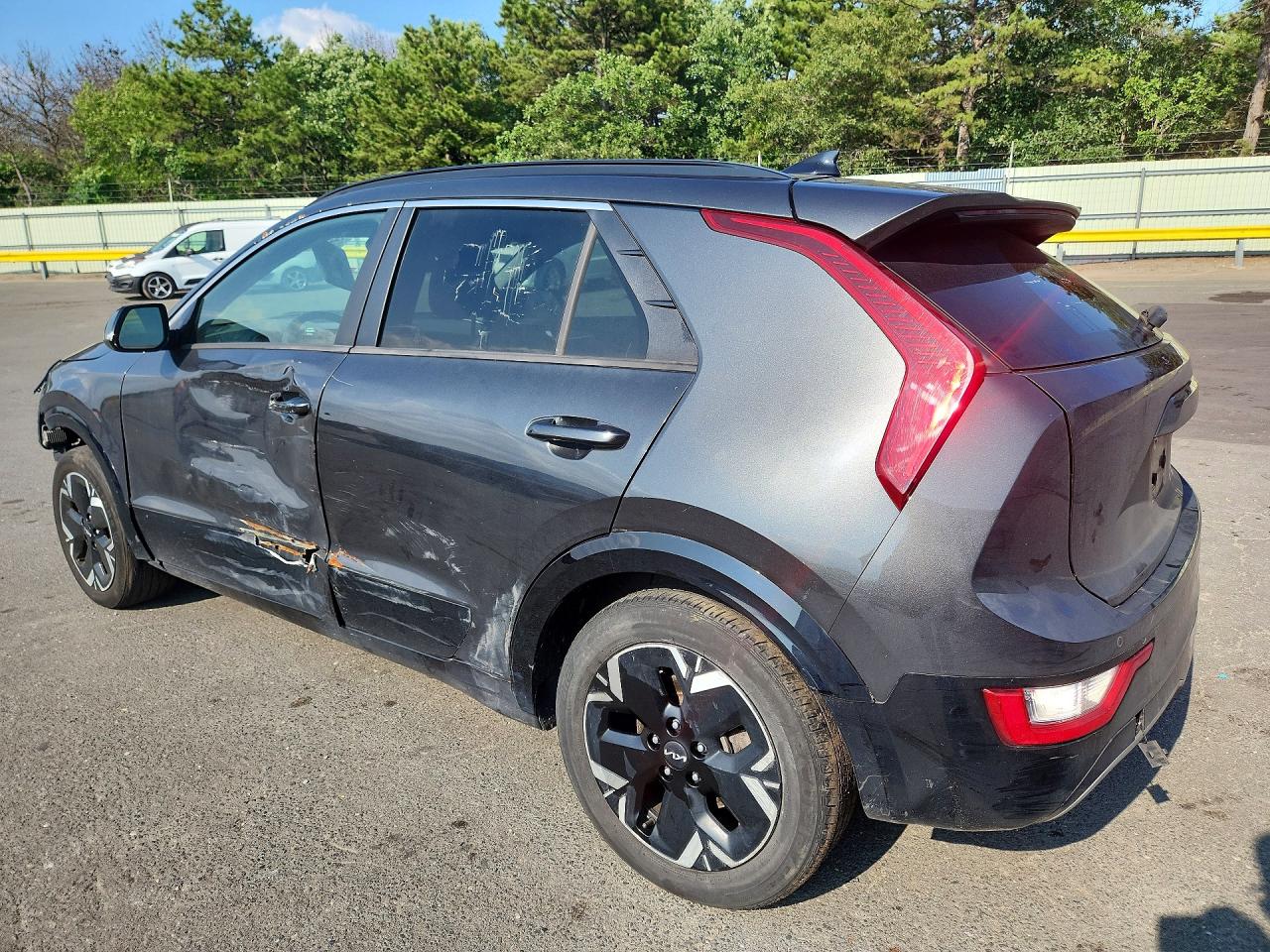 2023 KIA NIRO