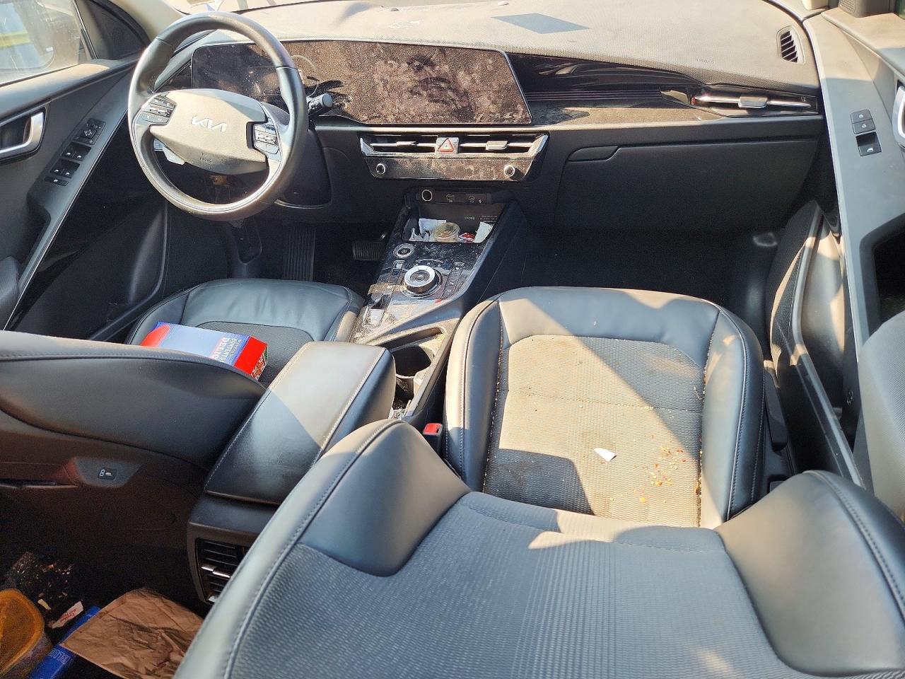 2023 KIA NIRO