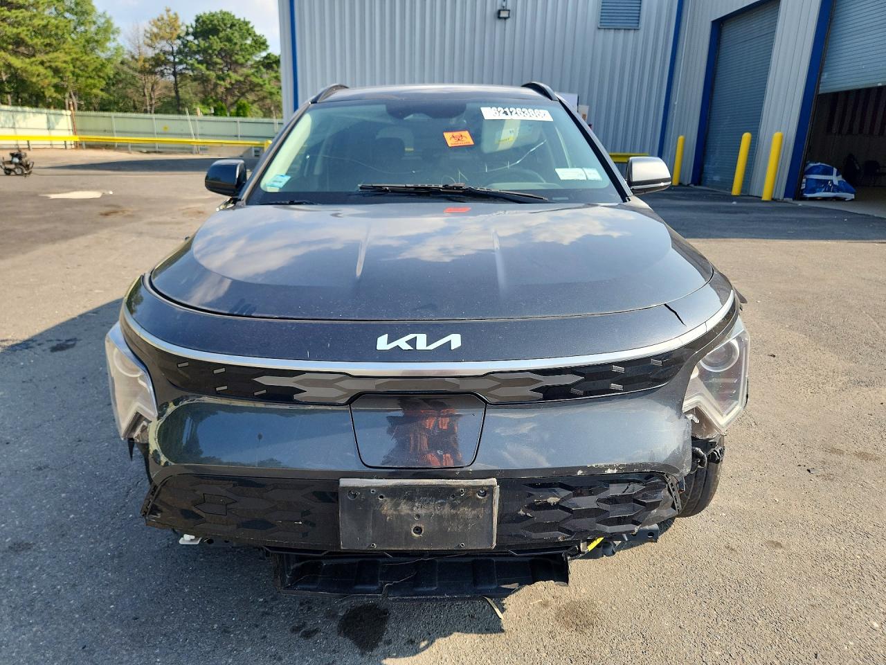 2023 KIA NIRO