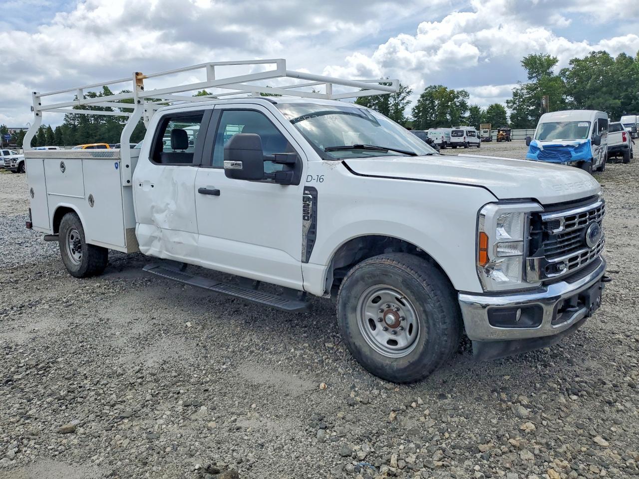 2023 FORD F250