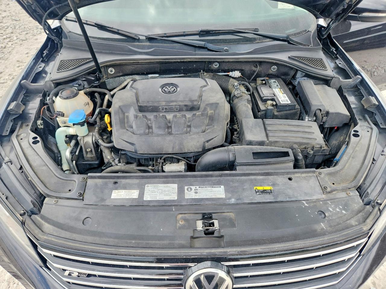2018 VOLKSWAGEN PASSAT