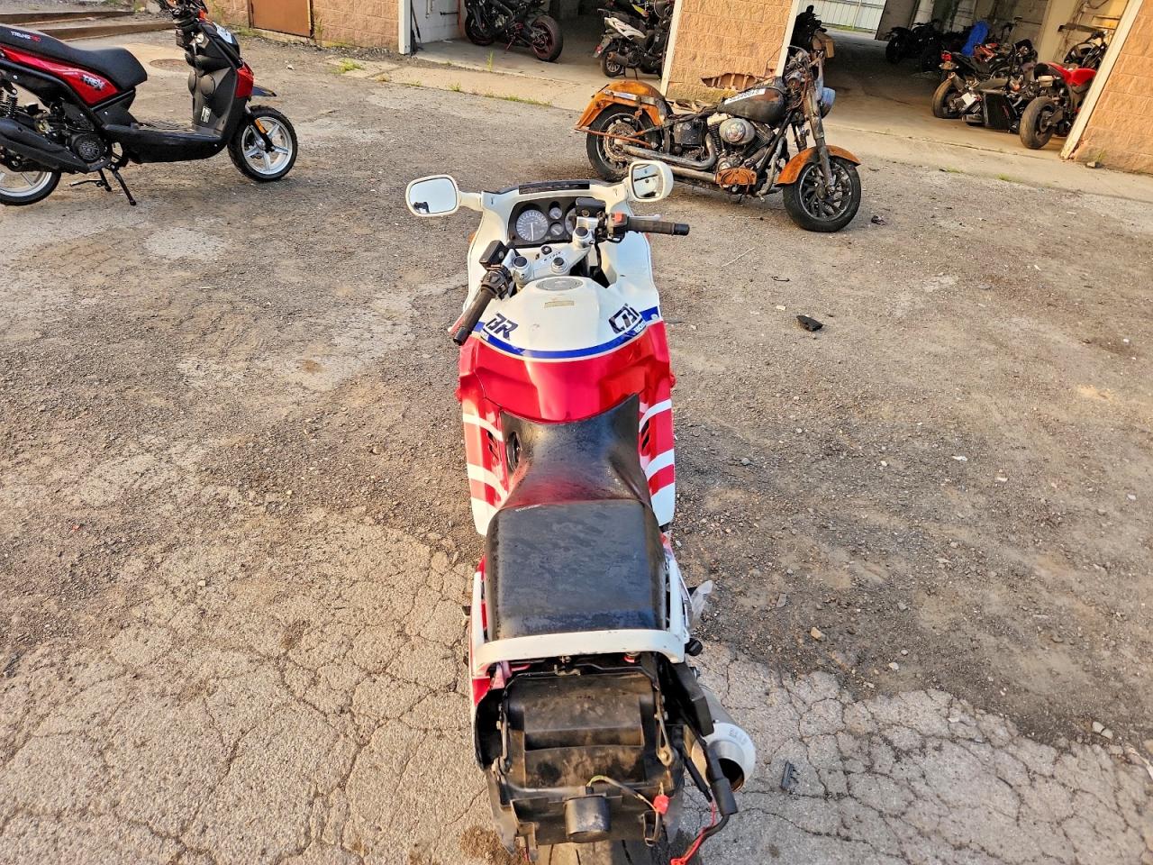 1990 HONDA CBR CYCLE