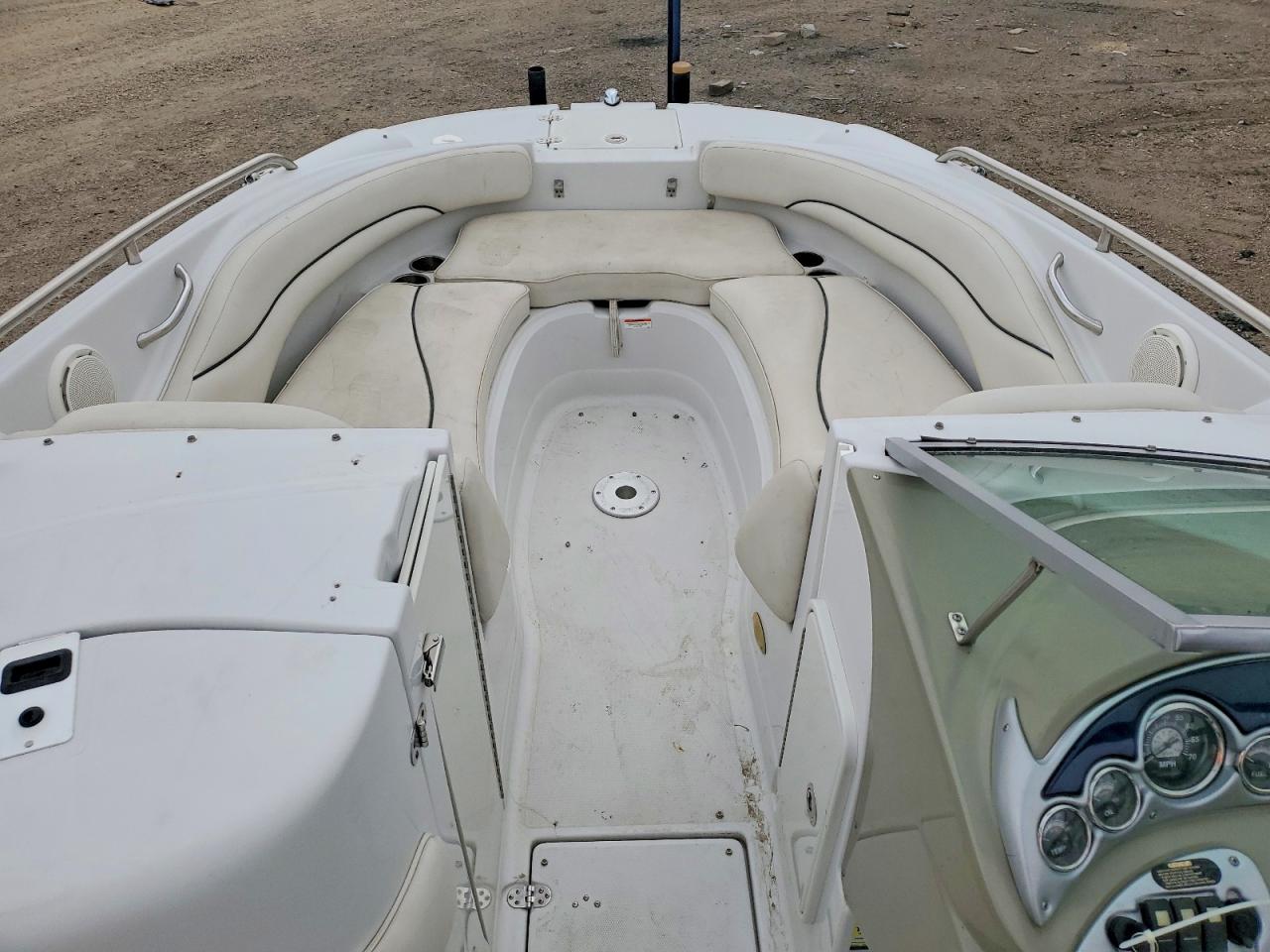 2008 CROWNLINE 220EX