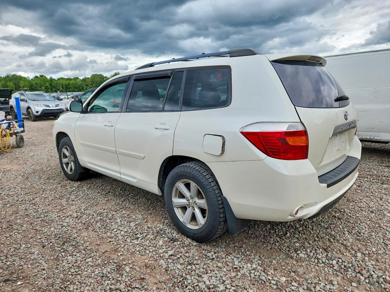 2010 TOYOTA HIGHLANDER