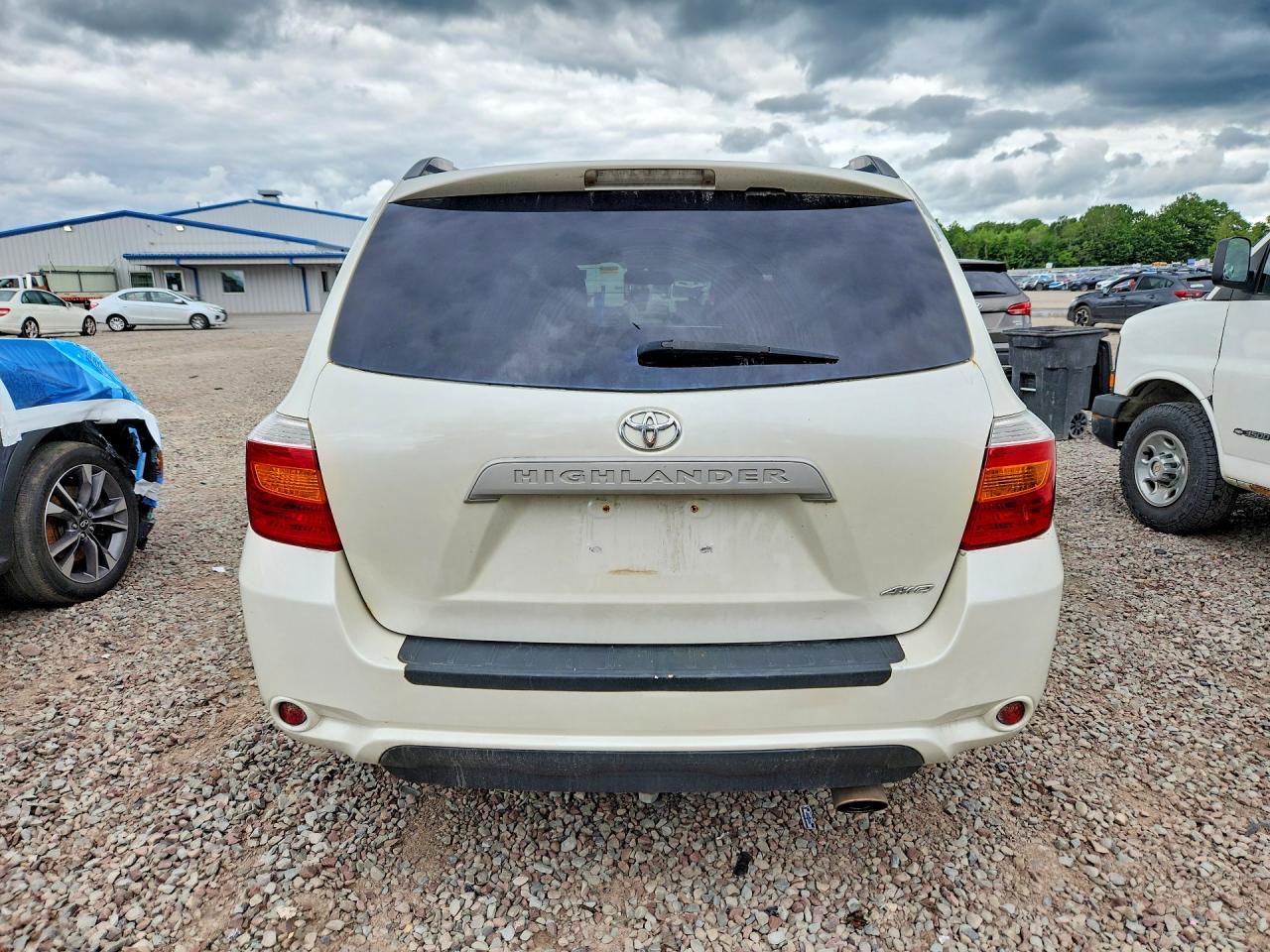 2010 TOYOTA HIGHLANDER