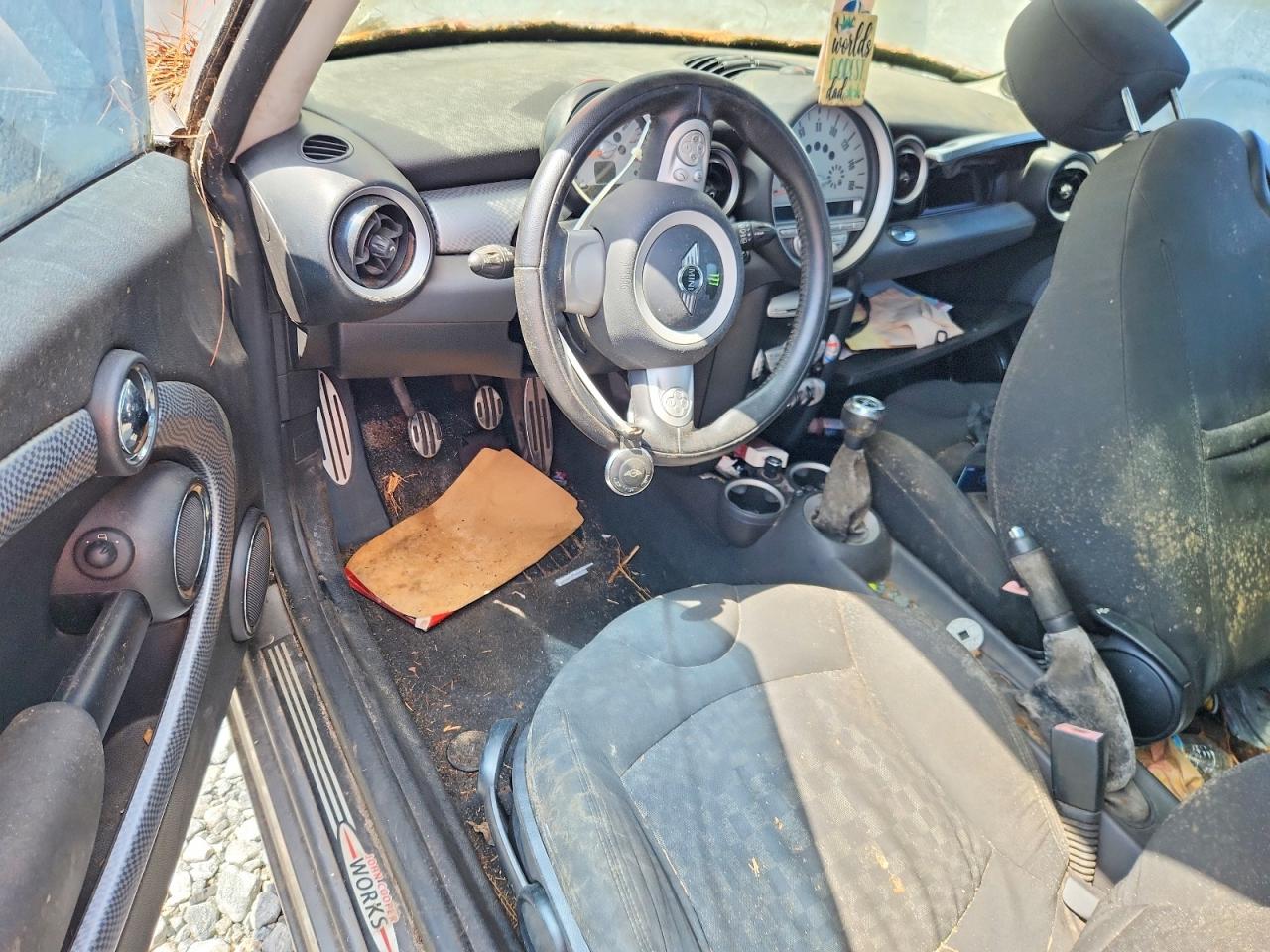 2010 MINI COOPER