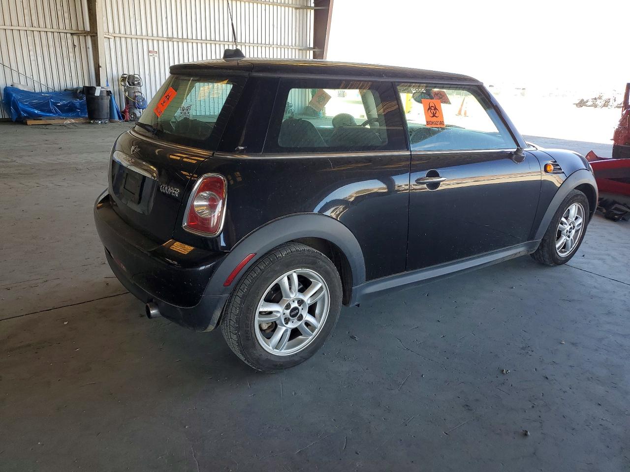 2011 MINI COOPER