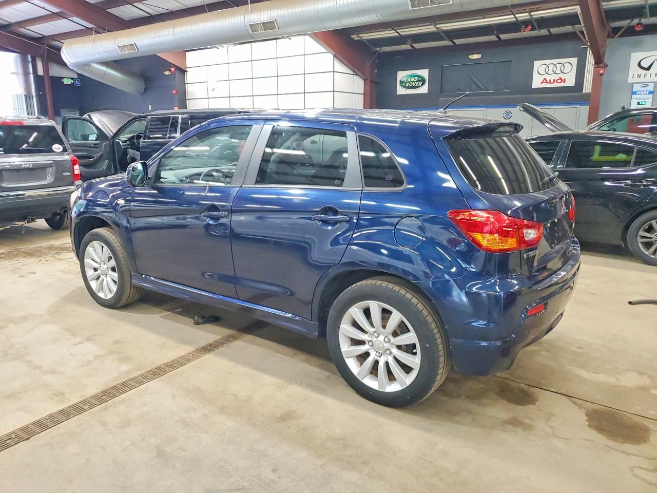 2011 MITSUBISHI OUTLANDER