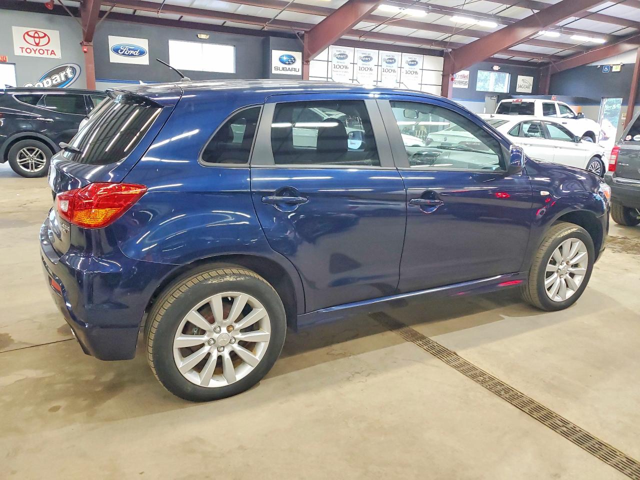2011 MITSUBISHI OUTLANDER