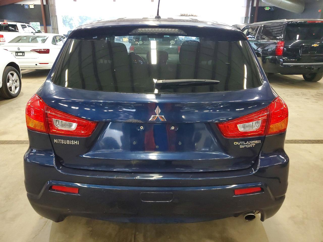 2011 MITSUBISHI OUTLANDER