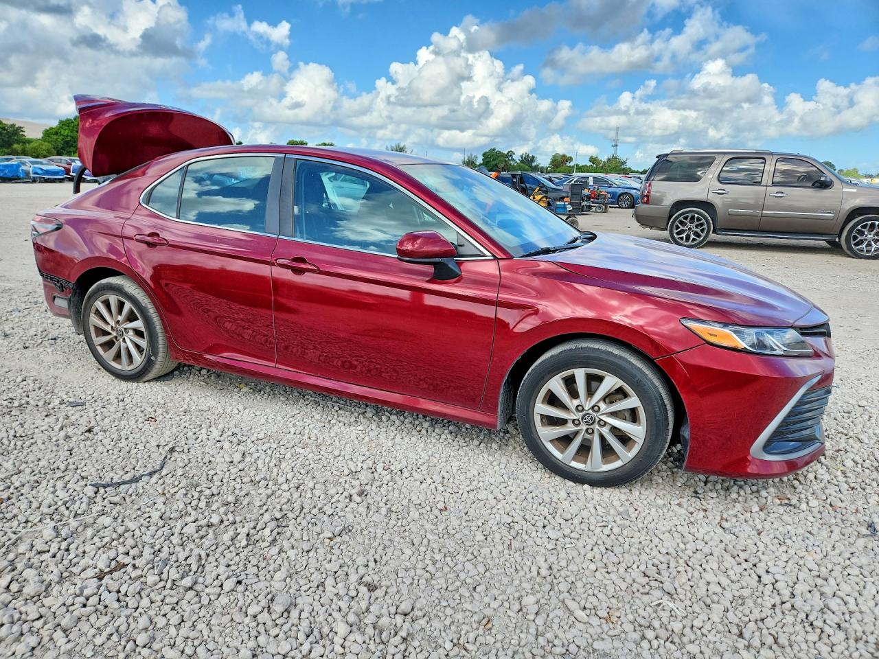 2021 TOYOTA CAMRY