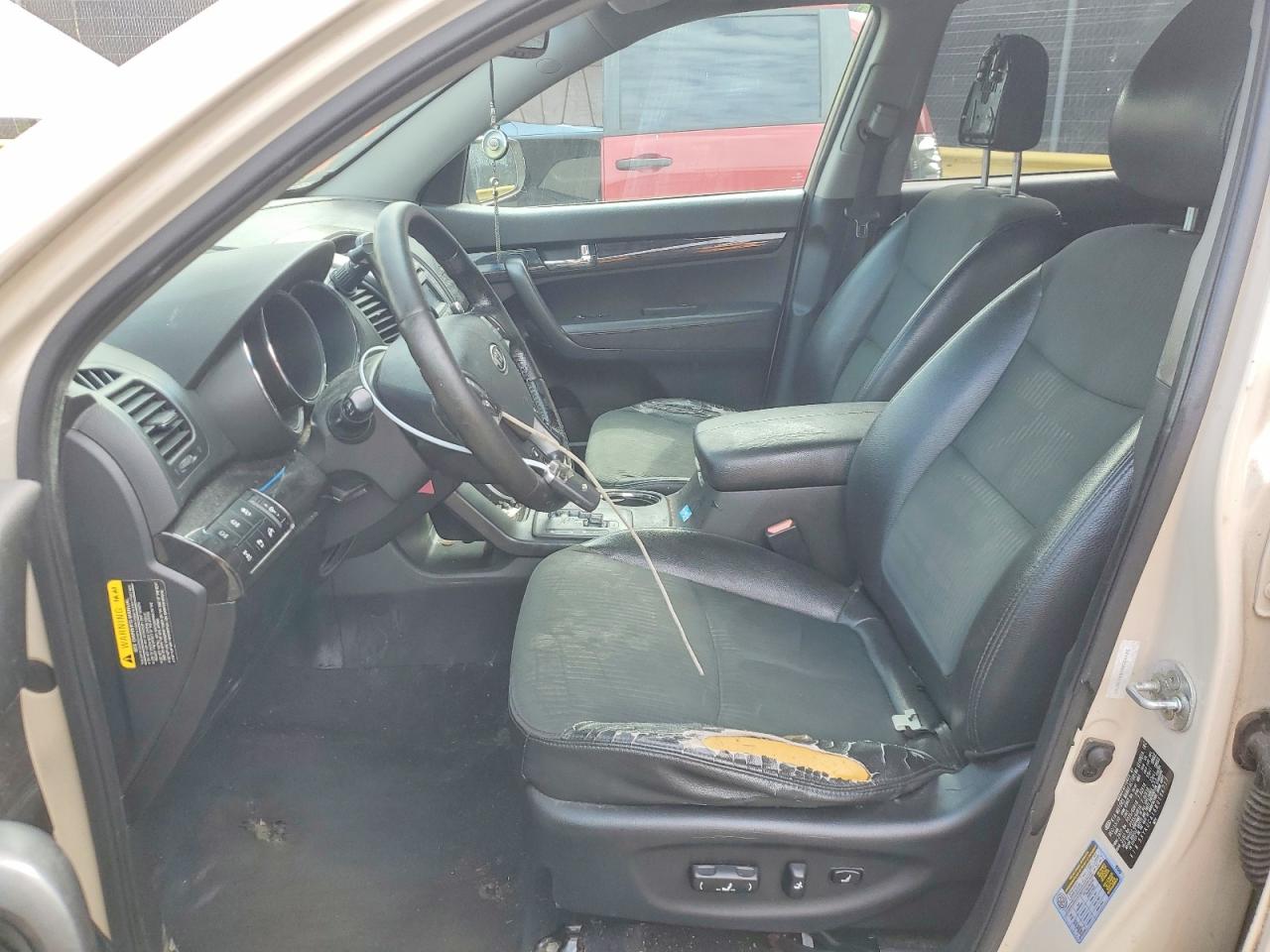 2011 KIA SORENTO