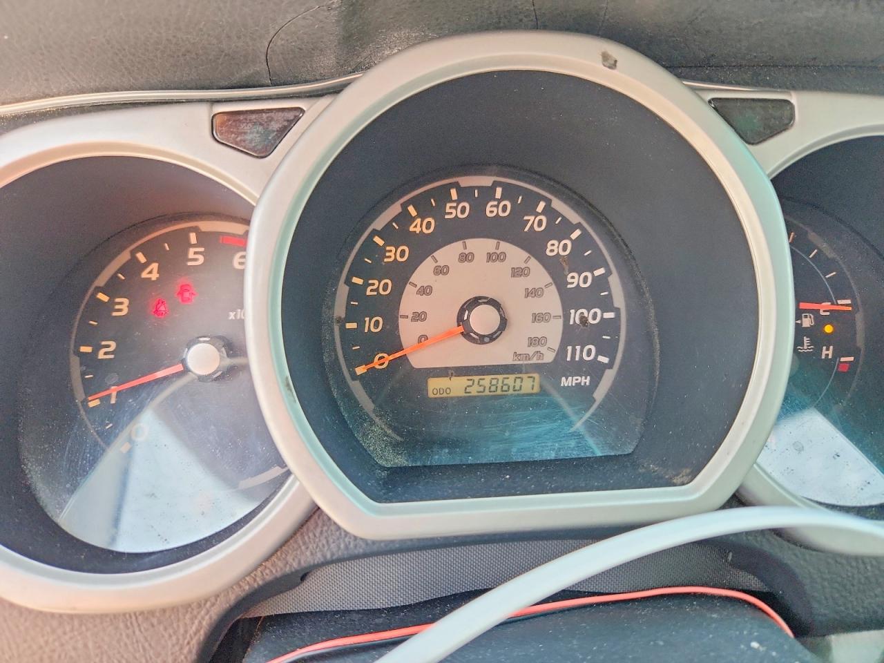 2004 TOYOTA 4RUNNER
