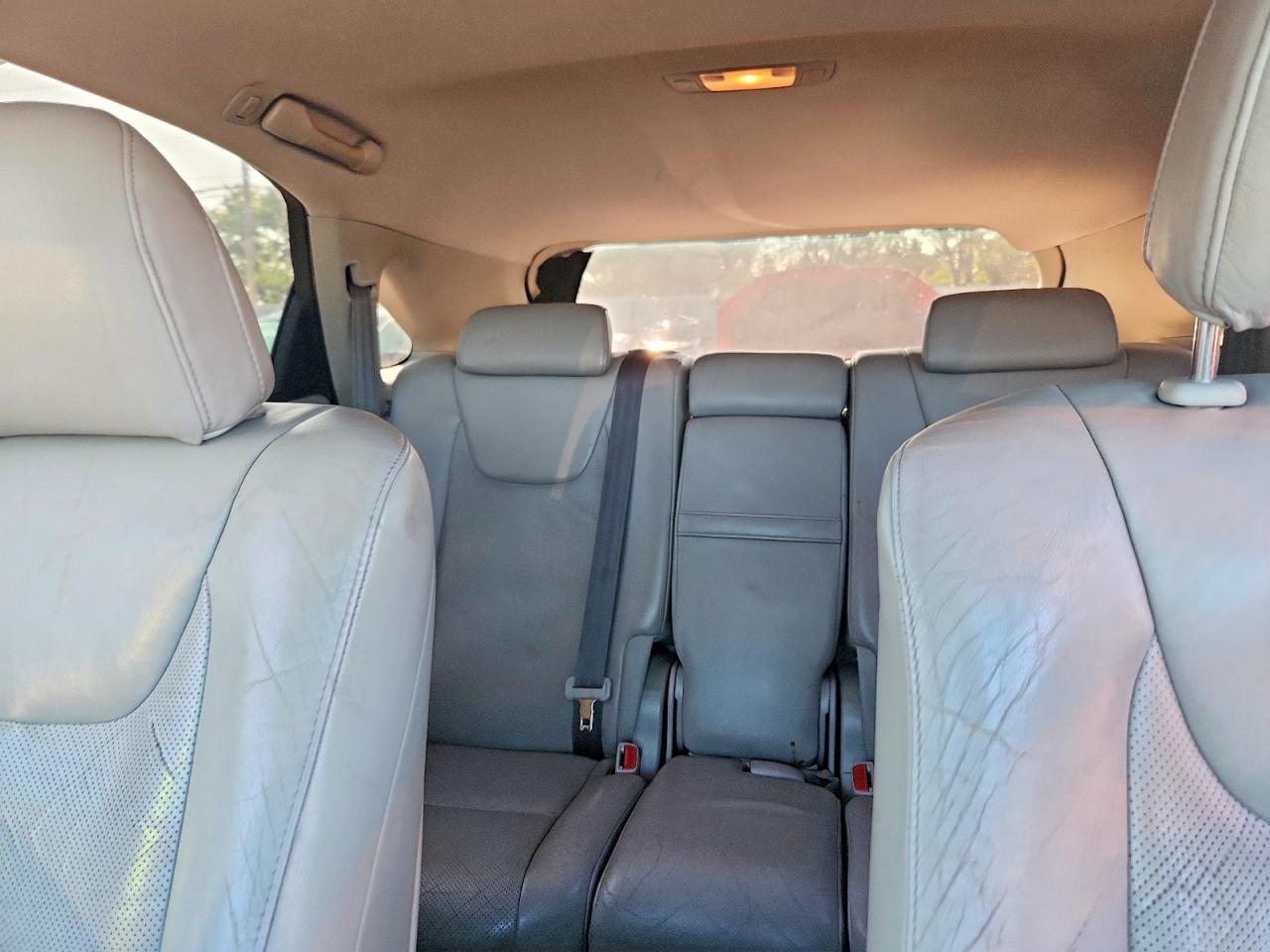 2010 LEXUS RX350