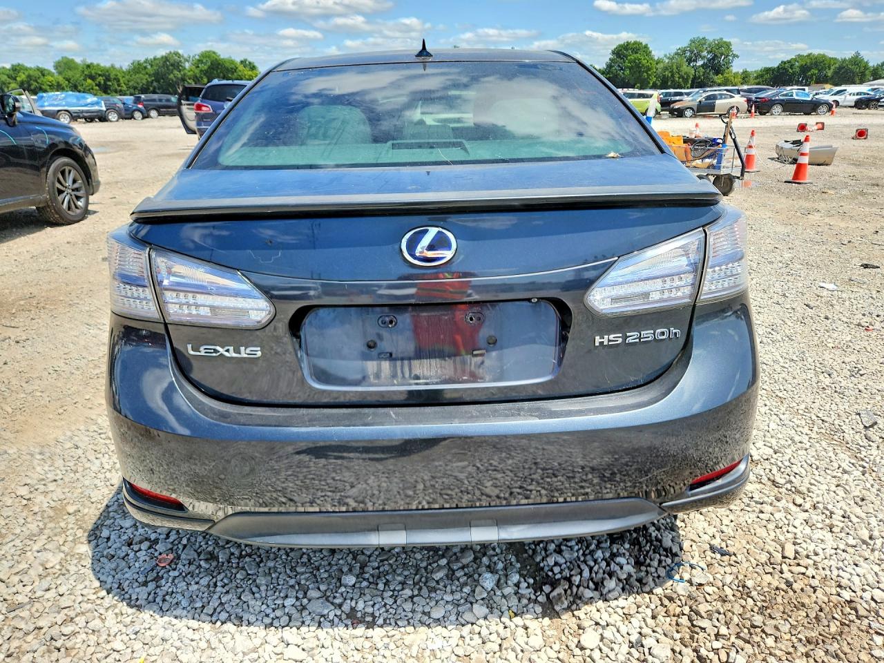 2010 LEXUS HS