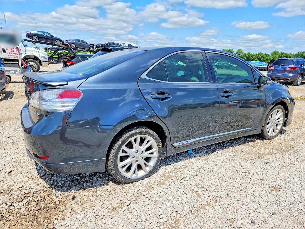 2010 LEXUS HS