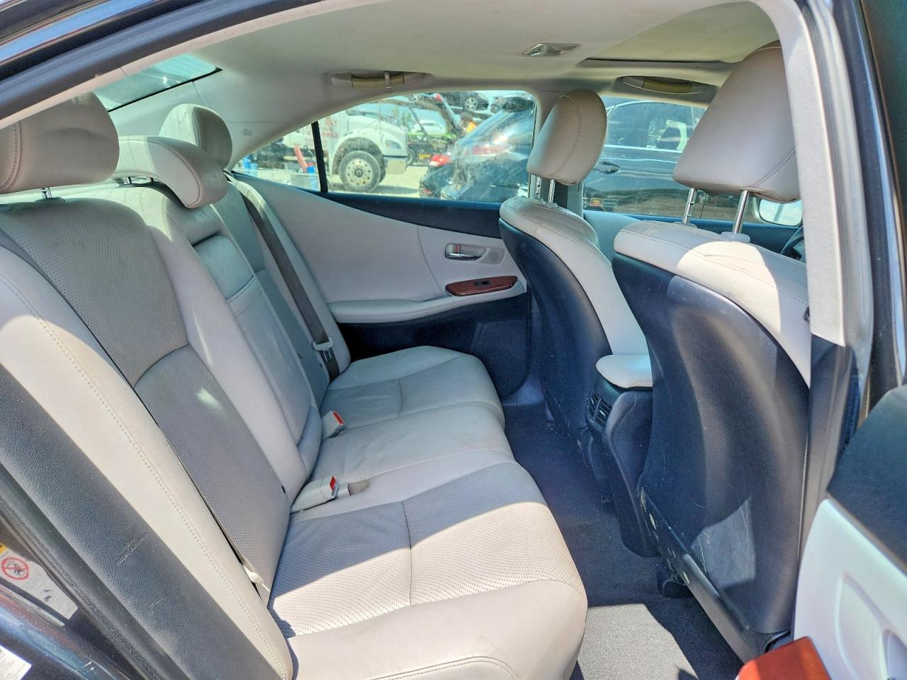 2010 LEXUS HS