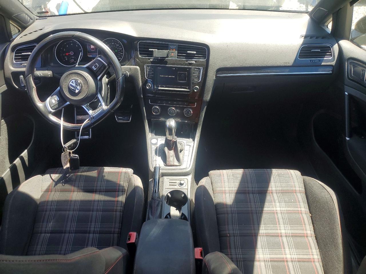 2017 VOLKSWAGEN GTI