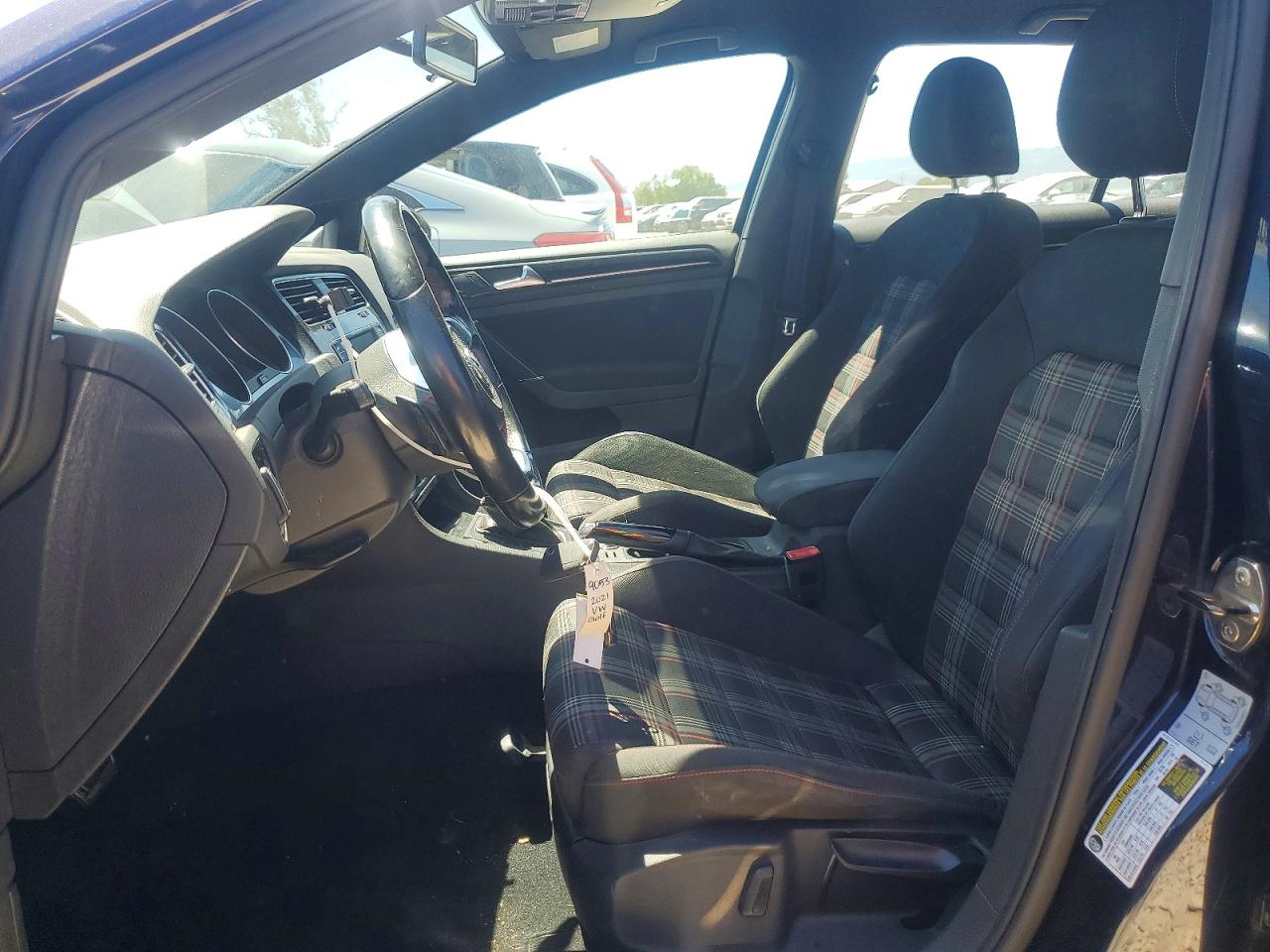 2017 VOLKSWAGEN GTI