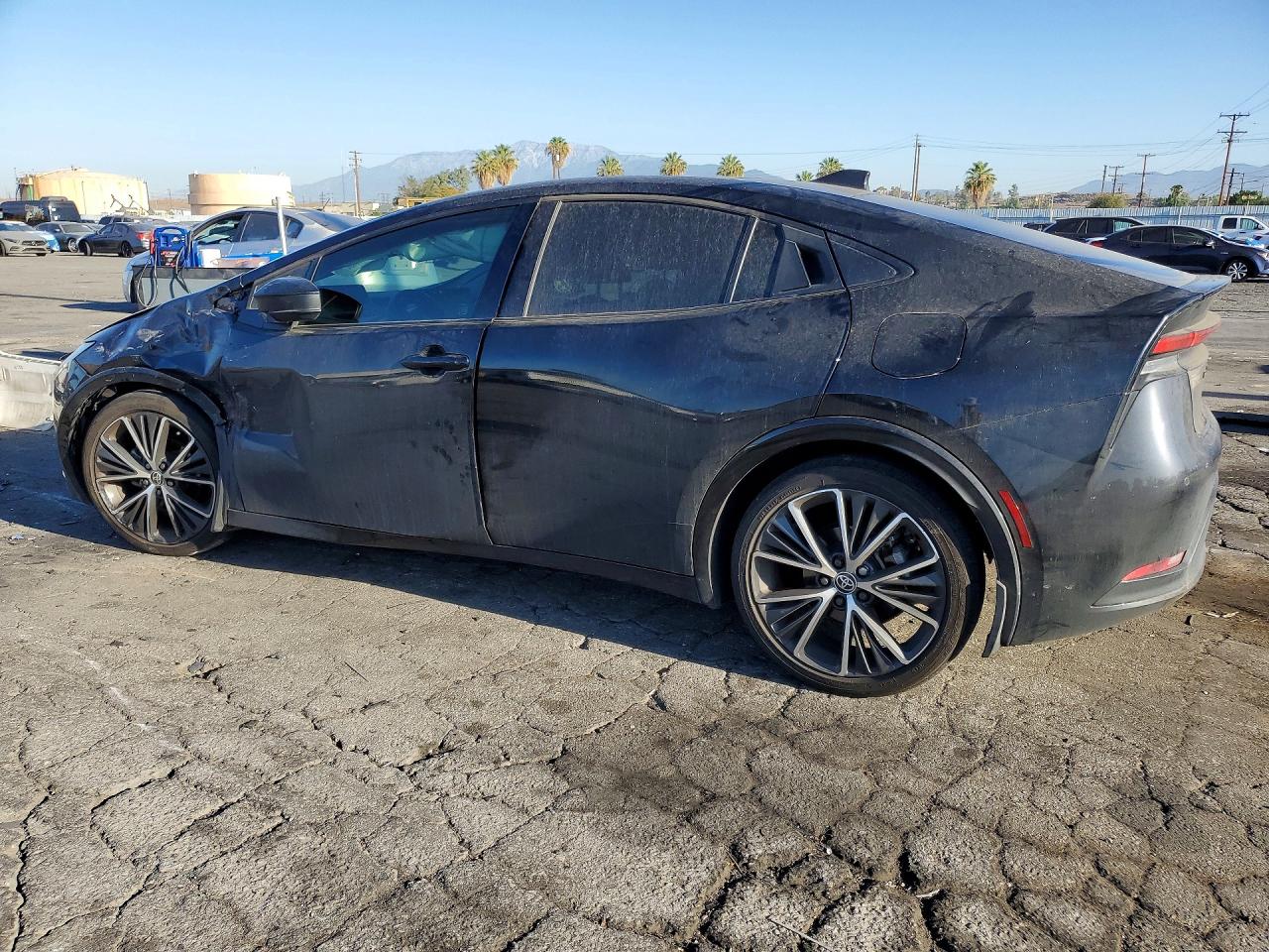 2024 TOYOTA PRIUS