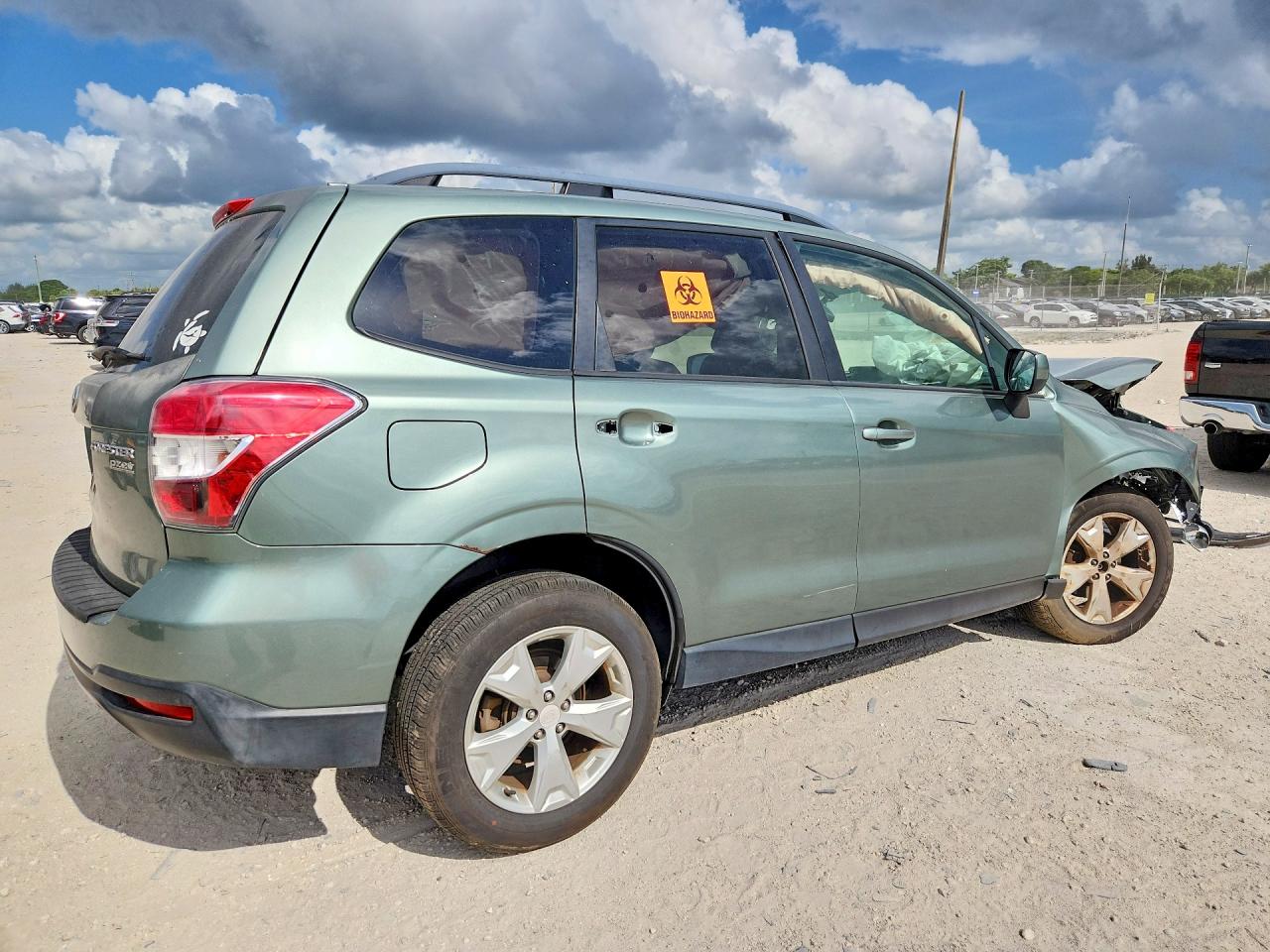 2016 SUBARU FORESTER