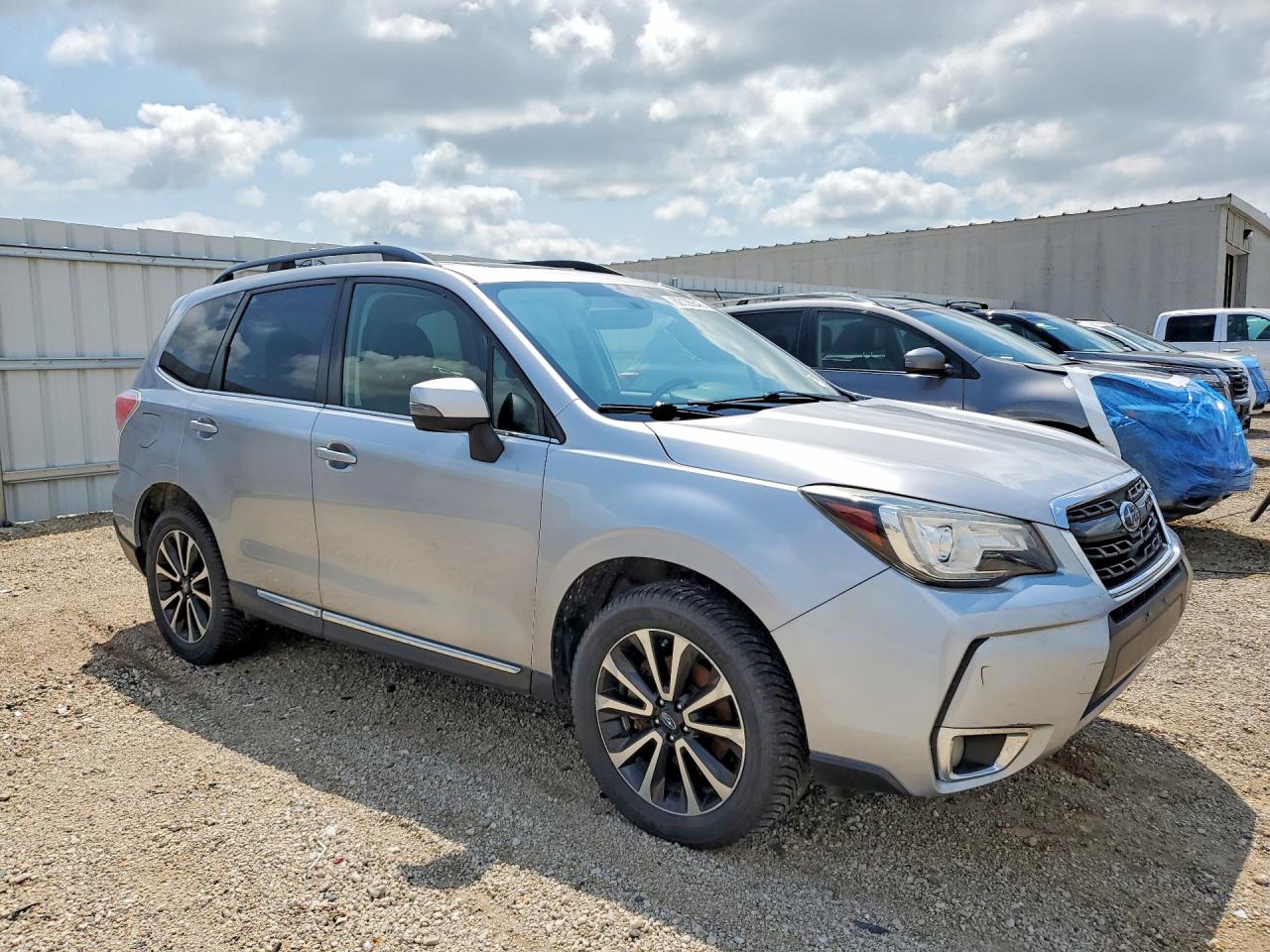 2017 SUBARU FORESTER