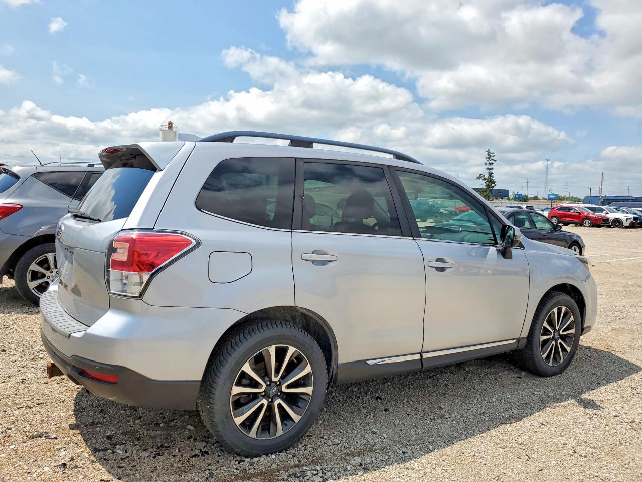 2017 SUBARU FORESTER