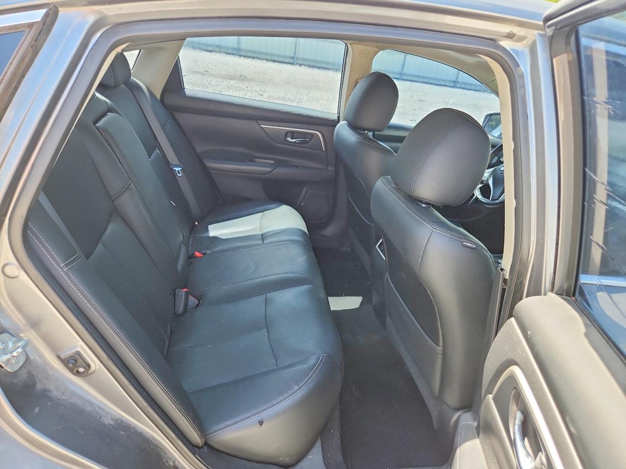2016 NISSAN ALTIMA