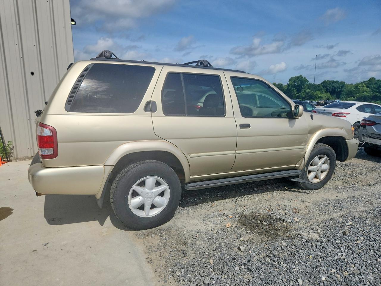 2001 NISSAN PATHFINDER