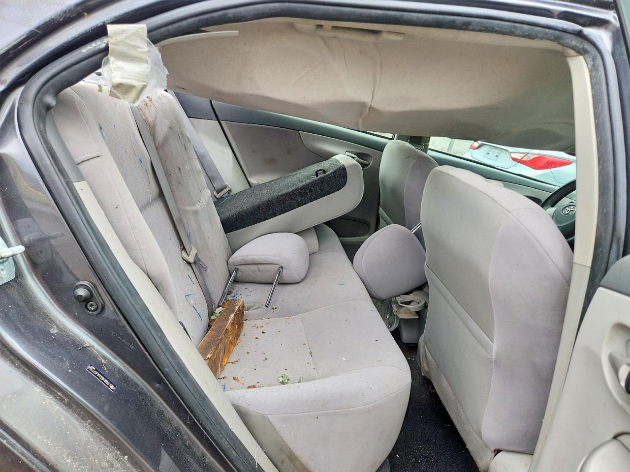 2010 TOYOTA COROLLA