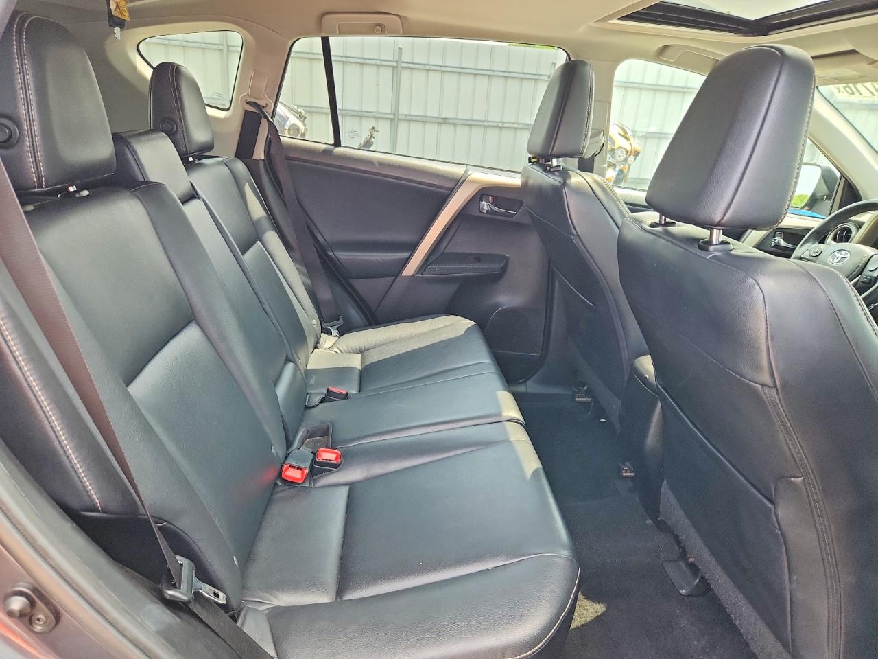 2014 TOYOTA RAV4