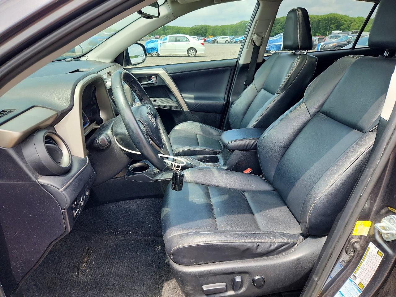 2014 TOYOTA RAV4