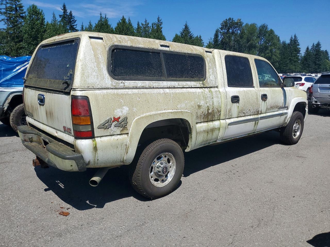 2004 GMC SIERRA