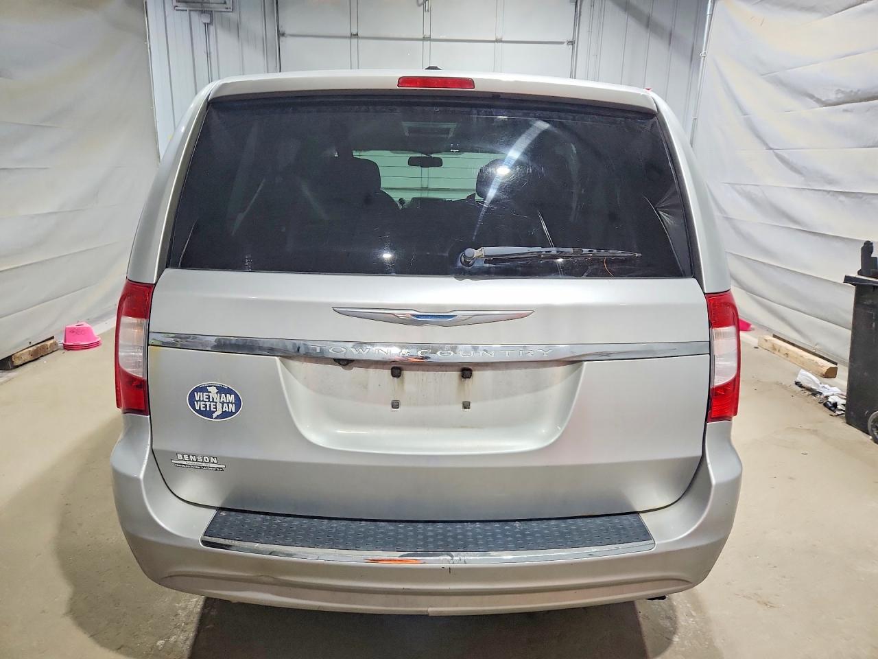 2012 CHRYSLER MINIVAN